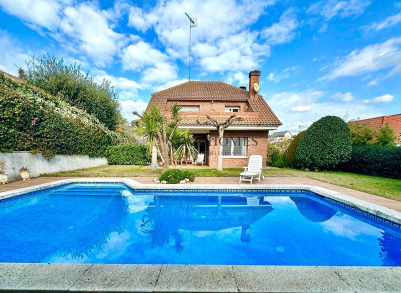 Xalet Independent en venda Canovelles, Barcelona. Ref: 1184. Star Homes Immobiliària