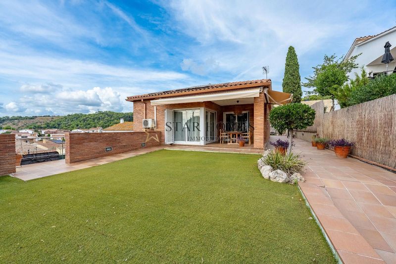 Chalet Independiente en venta Martorelles, Barcelona. Ref: 1393. Star Homes Immobiliària