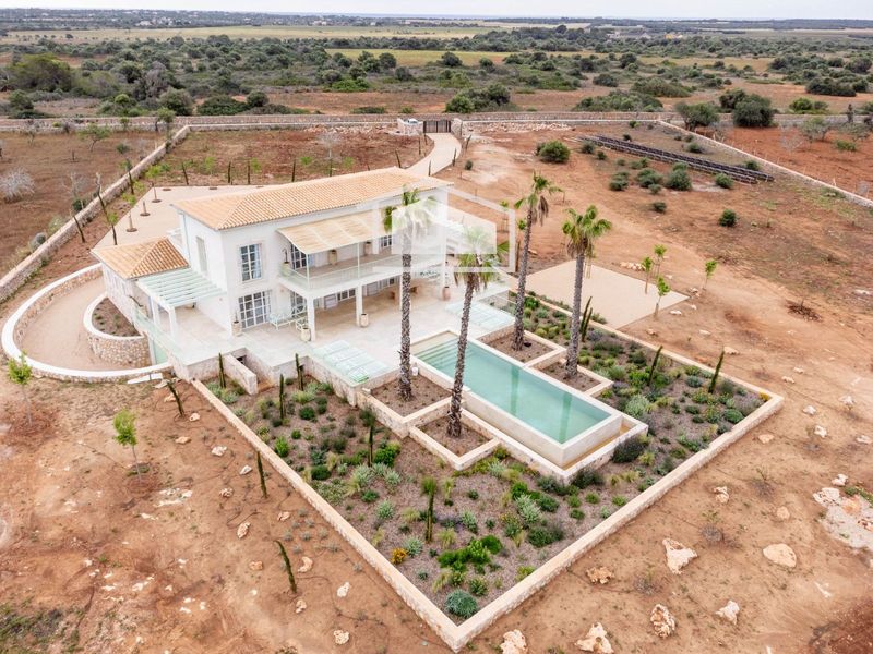 Chalet Independiente en venta Ses Salines, Baleares. Ref: 1125. SUD Mallorca