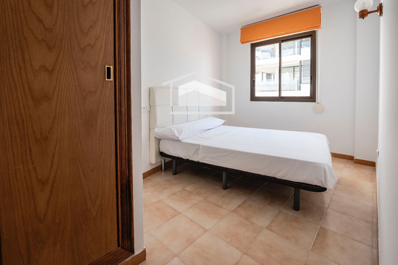 Piso de 3 habitaciones con terraza y garaje a un minuto del mar - Foto 8