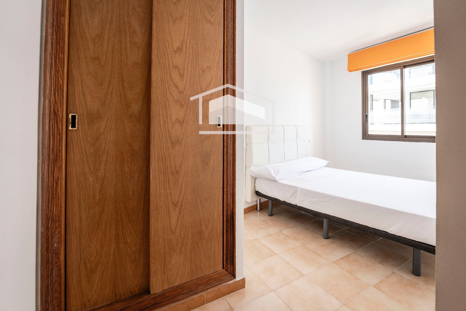 Piso de 3 habitaciones con terraza y garaje a un minuto del mar - Foto 9
