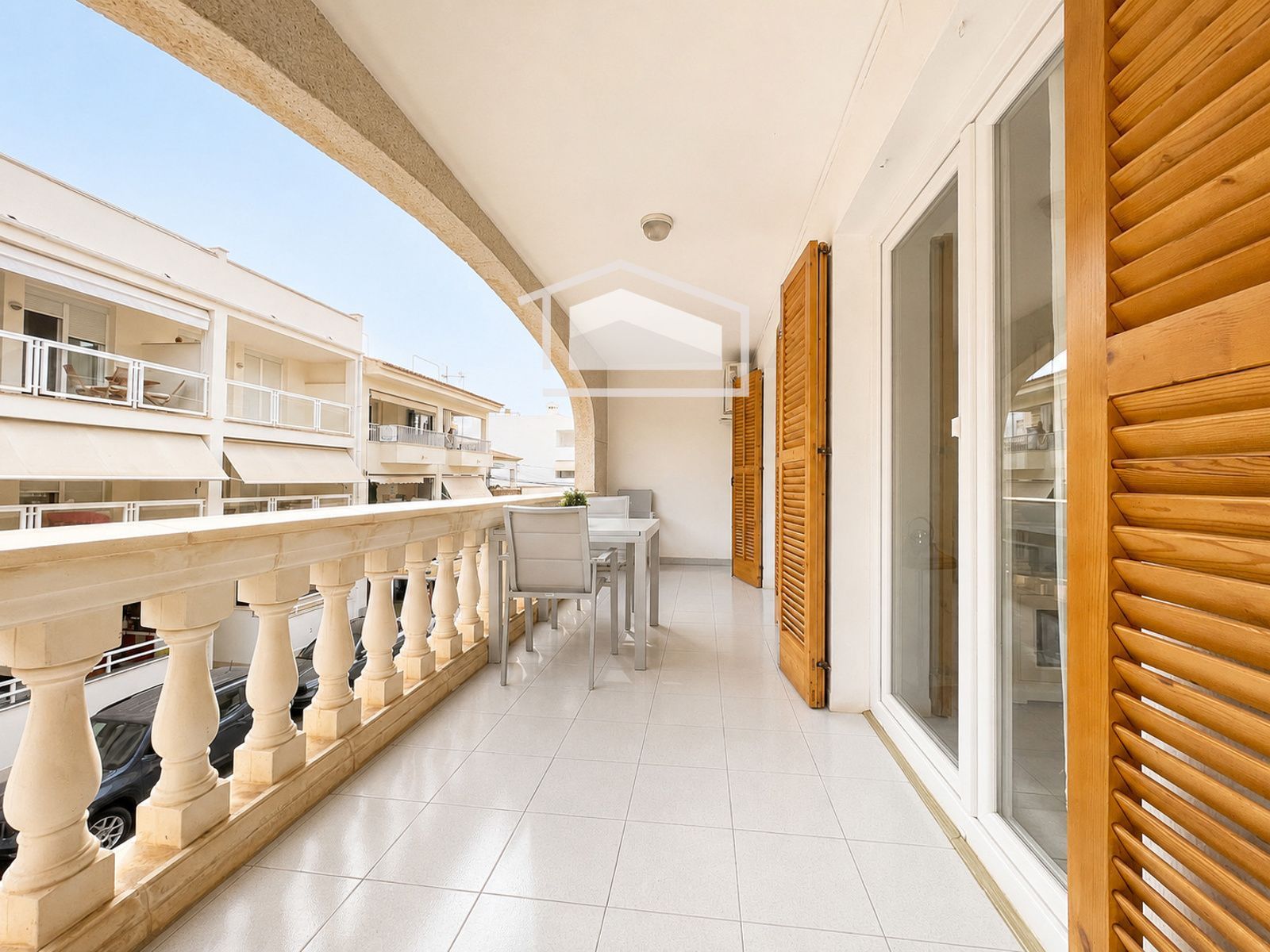 Amplio piso con gran terraza y parking en la zona del puerto de la Colònia de Sant Jordi - Foto 2