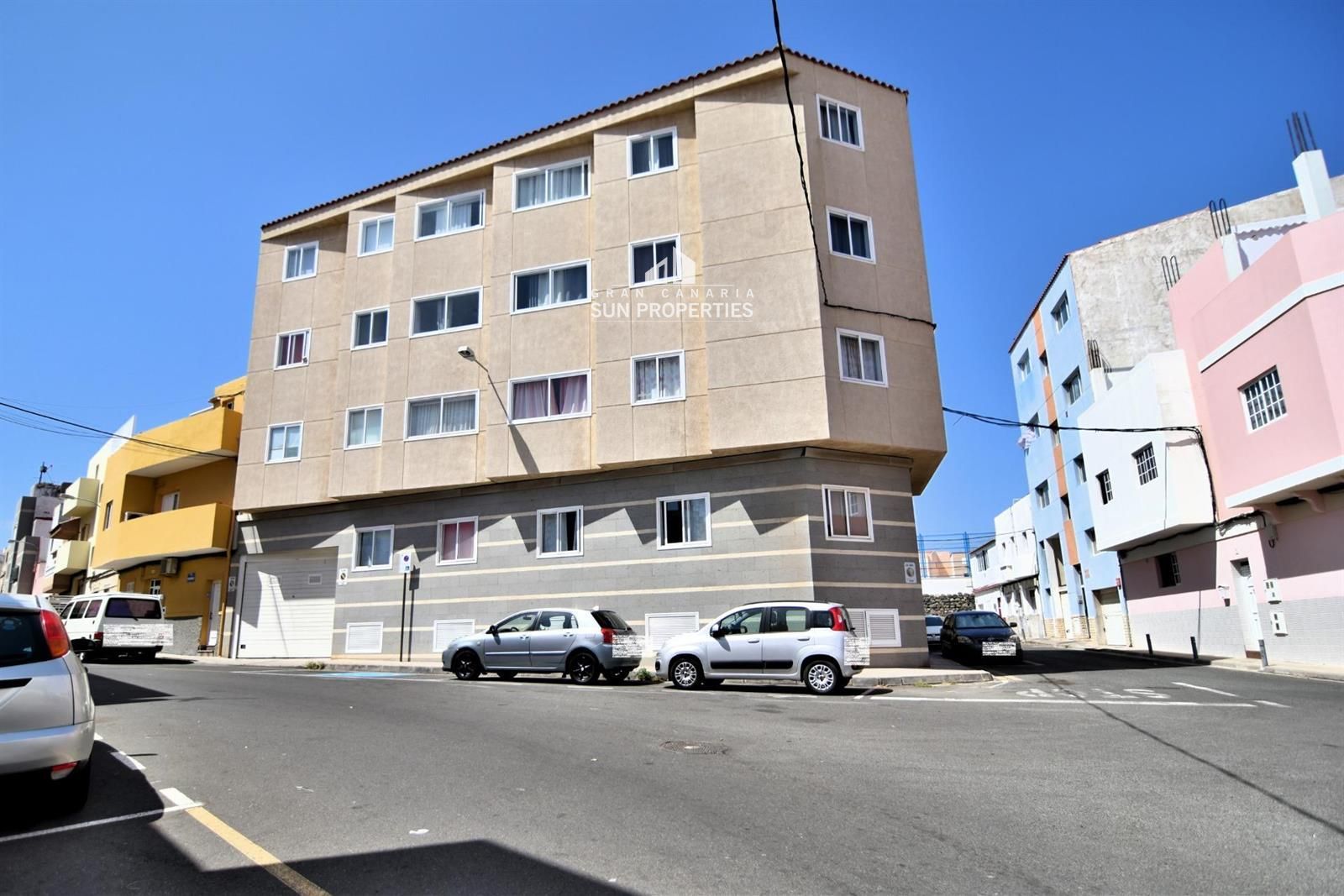 Edificio Singular en venta Santa Lucia de Tirajana, Las Palmas. Ref: 10585. Gran Canaria Sun Properties