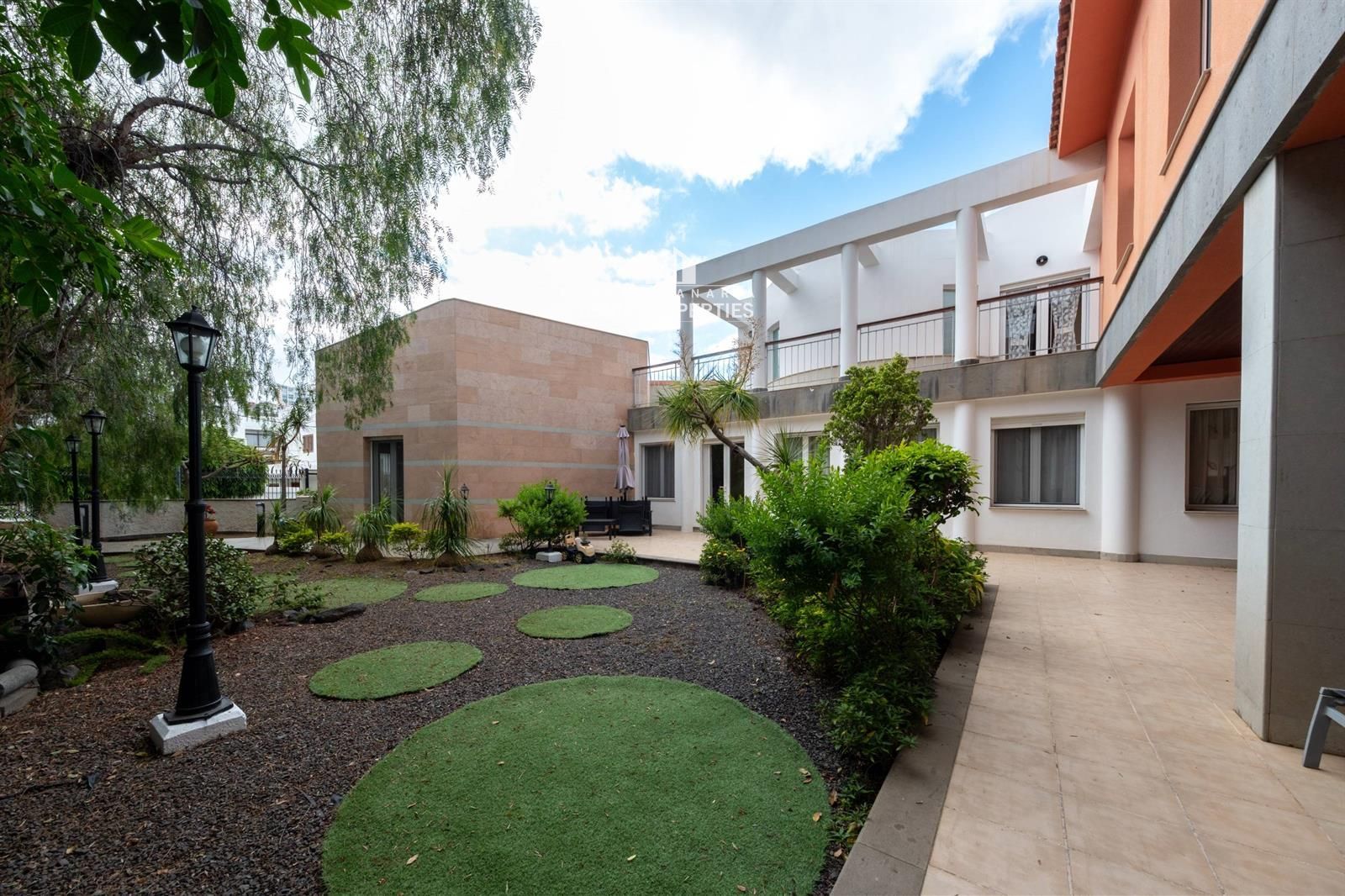 Chalet Independiente en venta Las Palmas de Gran Canaria, Las Palmas. Ref: 11179. Gran Canaria Sun Properties