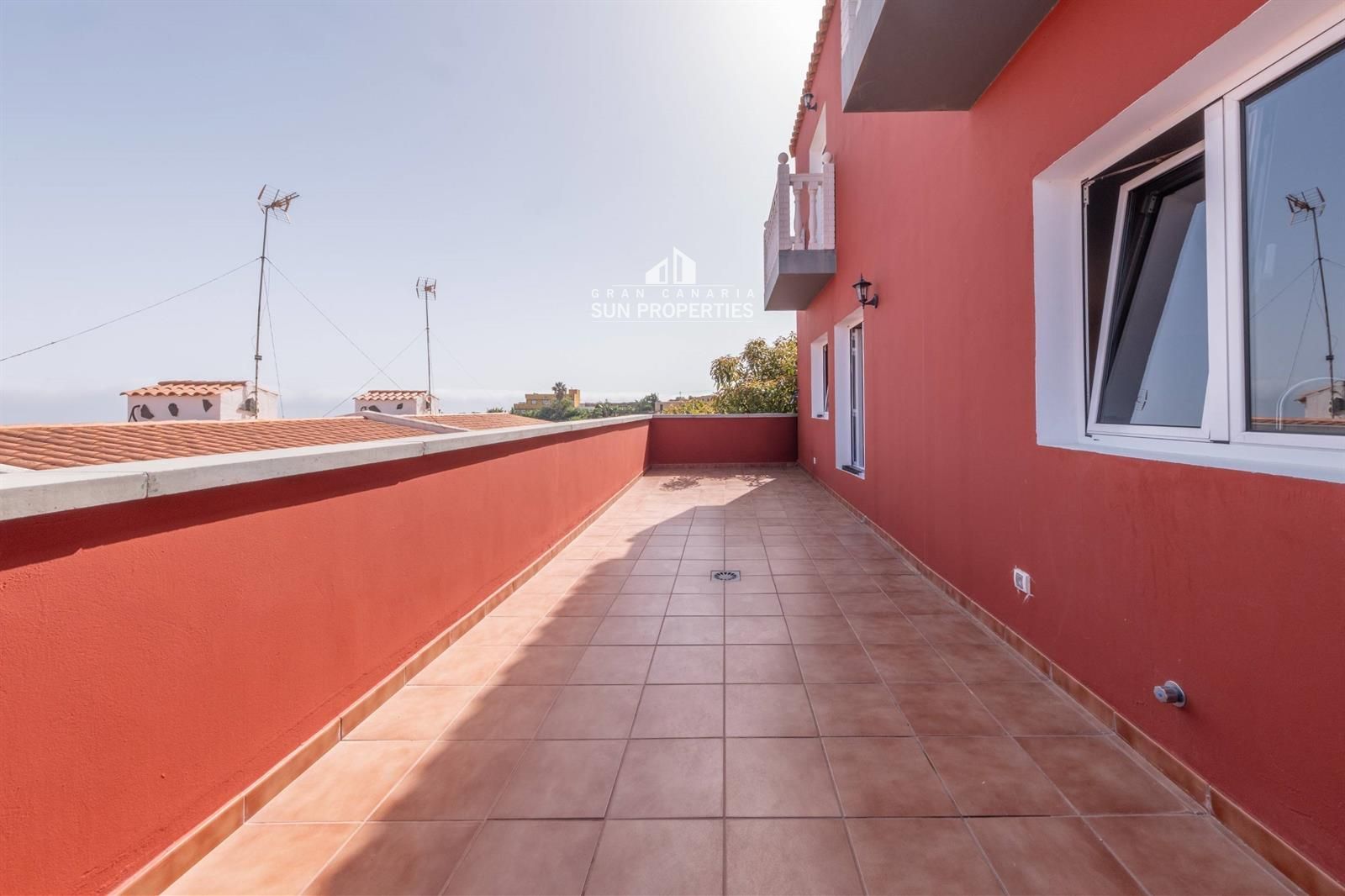 Exclusiva vivienda de nueva construcción en Moya - Foto 3