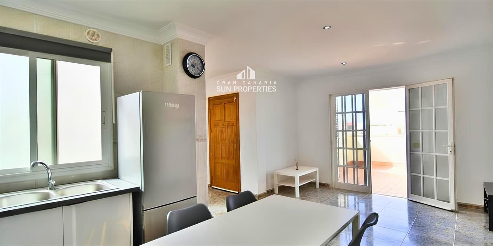 Atico VPO con terraza en Balos-Vecindario - Foto 2