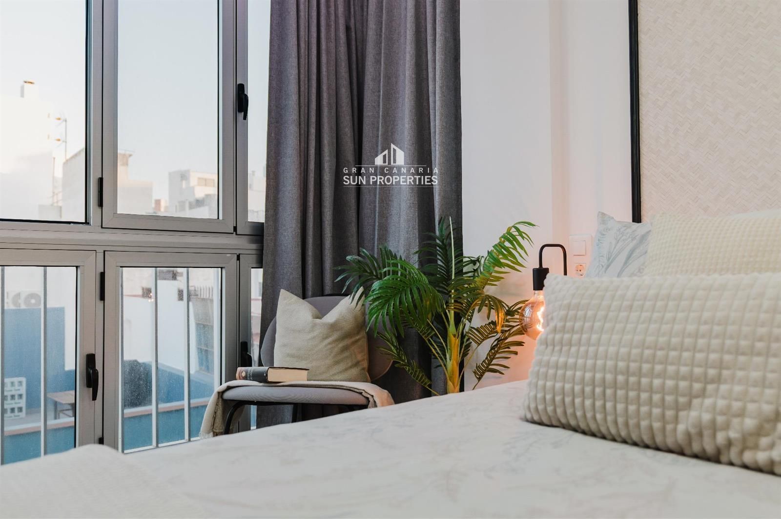 Apartamento reformado y a estrenar con salida directa a Pase de Las Canteras - listo para entrar a vivir - Foto 4
