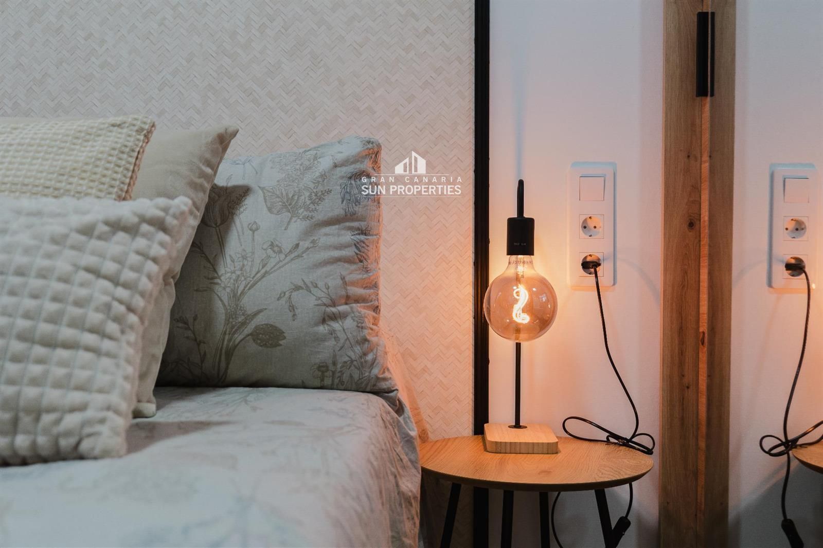 Apartamento reformado y a estrenar con salida directa a Pase de Las Canteras - listo para entrar a vivir - Foto 6