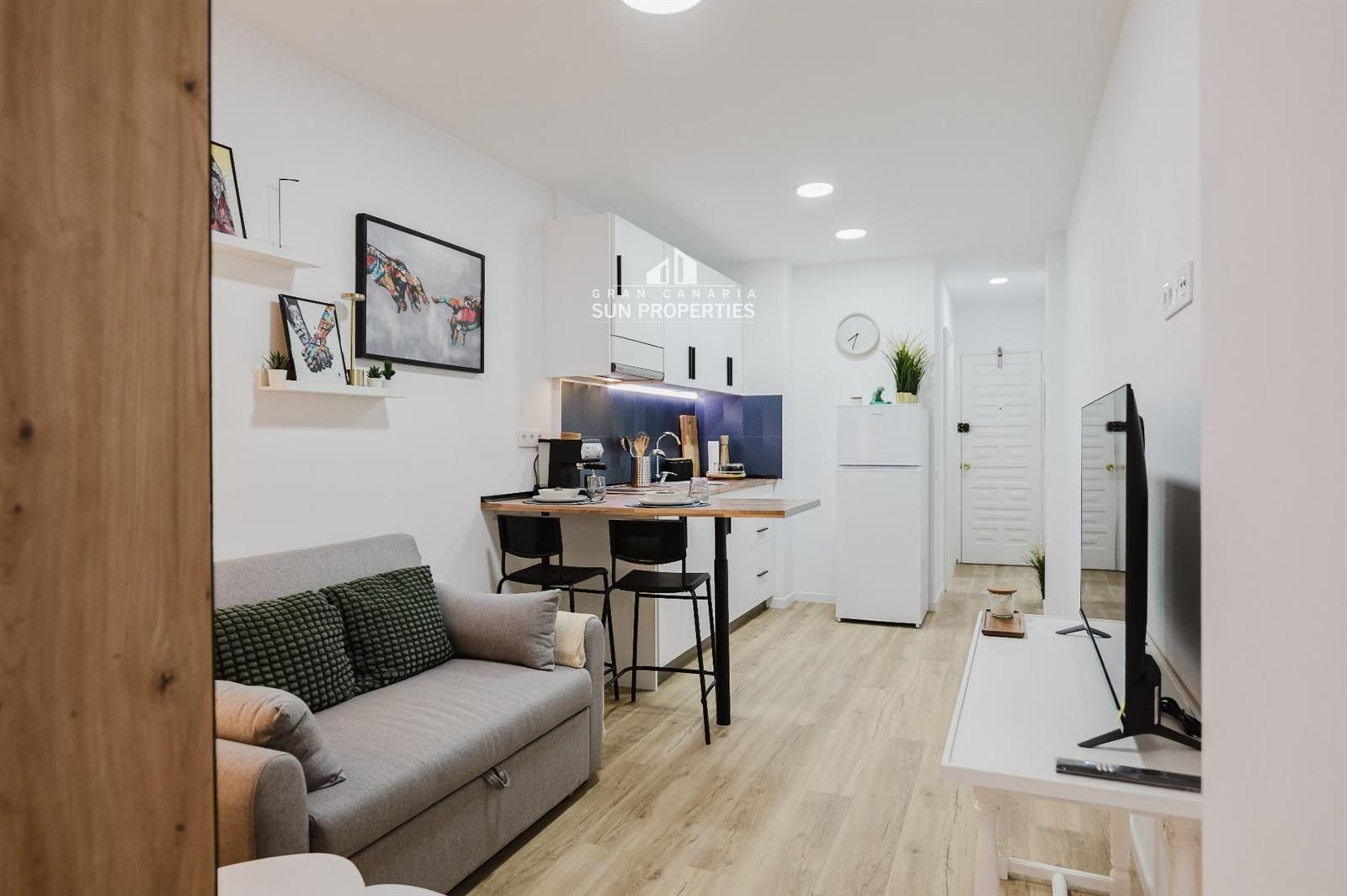 Apartamento reformado y a estrenar con salida directa a Pase de Las Canteras - listo para entrar a vivir - Foto 14
