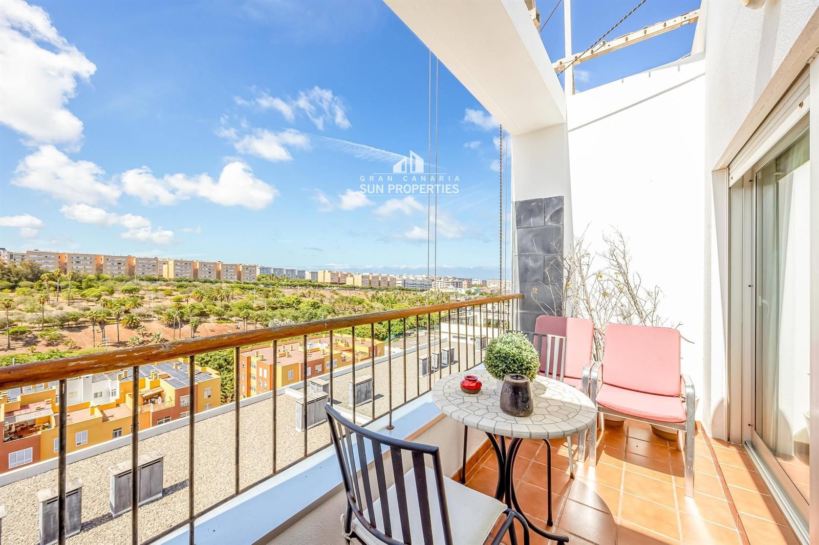 Ático de 3 dormitorios con 2 terrazas y vistas al Parque Juan Pablo II – 7 Palmas - Foto 9