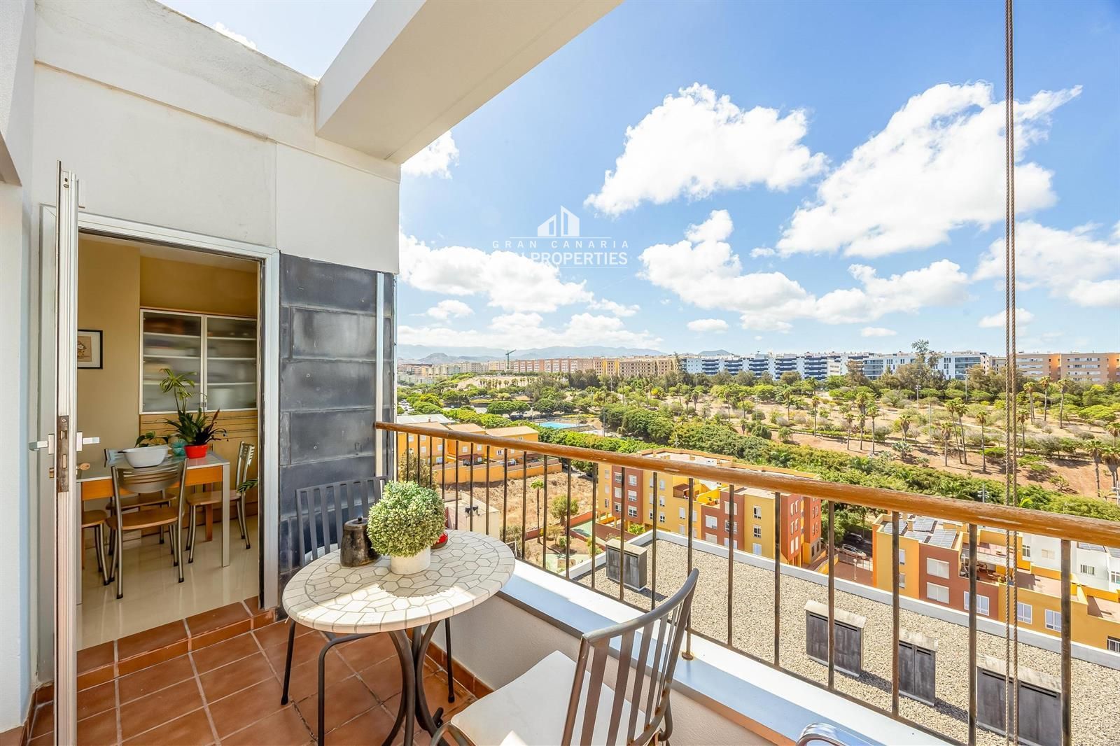 Ático de 3 dormitorios con 2 terrazas y vistas al Parque Juan Pablo II – 7 Palmas - Foto 11