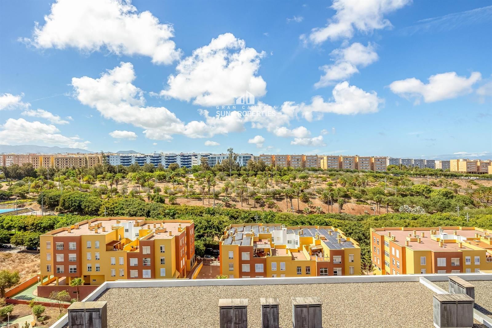 Ático de 3 dormitorios con 2 terrazas y vistas al Parque Juan Pablo II – 7 Palmas - Foto 13