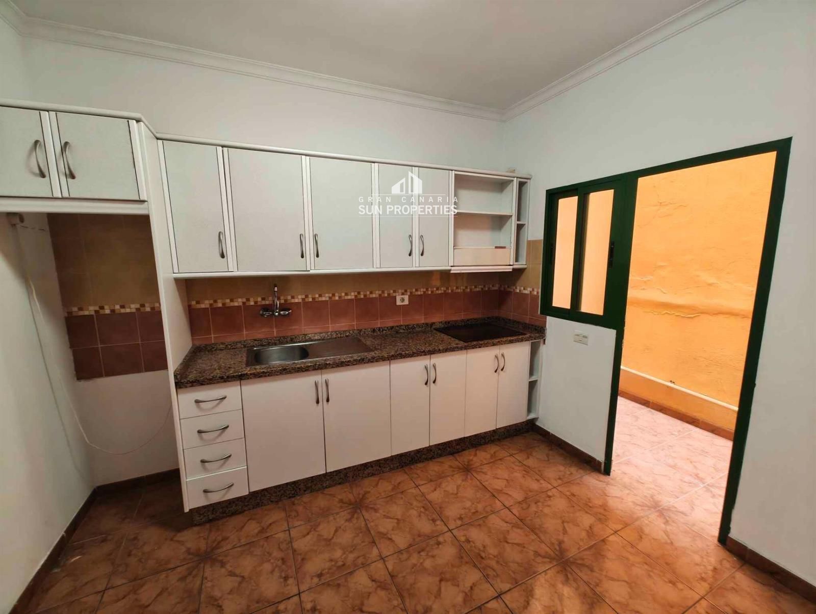 Piso en venta en la emblemática Calle Peregrina en Las Palmas - Foto 2