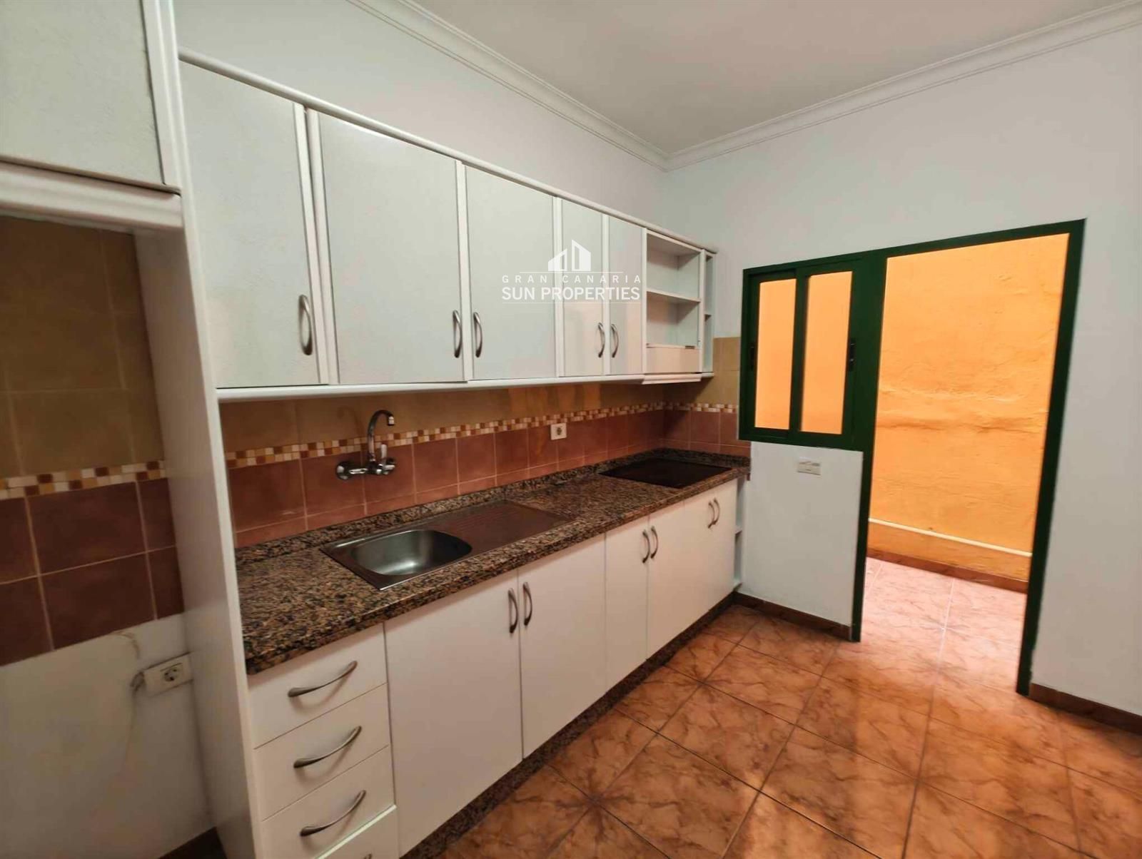 Piso en venta en la emblemática Calle Peregrina en Las Palmas - Foto 3