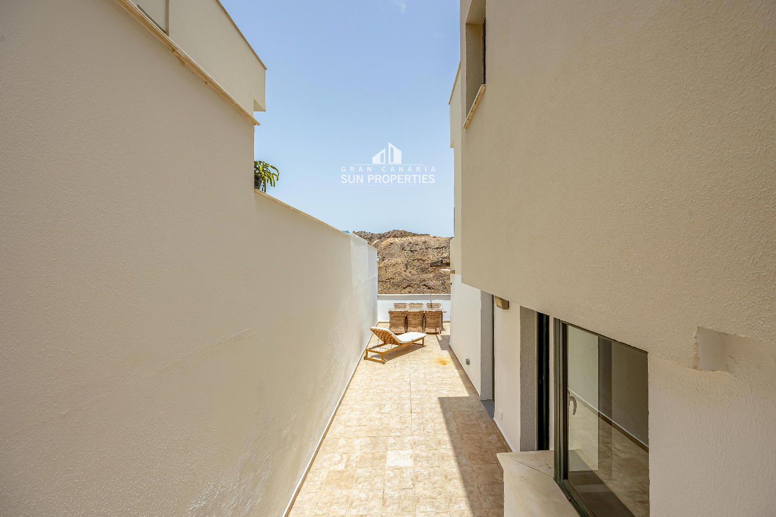 Terraza - Adosado de 3 dormitorios con terraza de 50 m² y 2 plazas de aparcamiento en Motor Grande