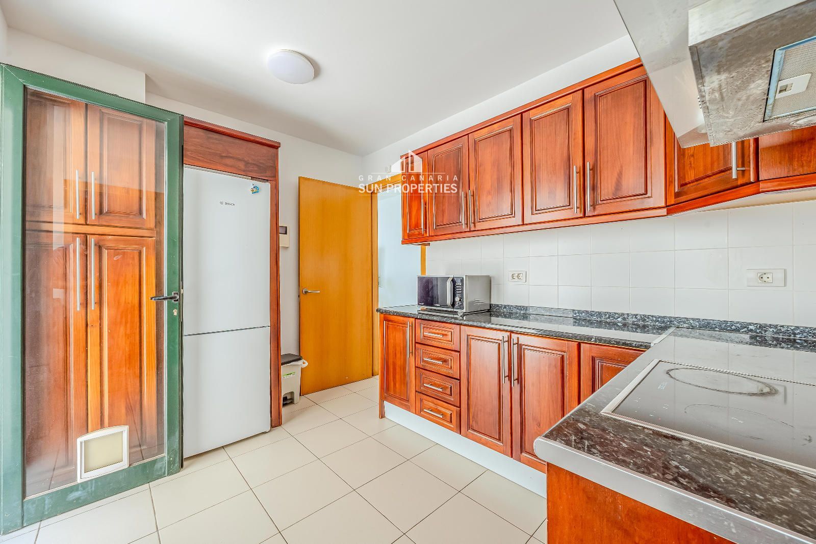 Cocina - Adosado de 3 dormitorios con terraza de 50 m² y 2 plazas de aparcamiento en Motor Grande