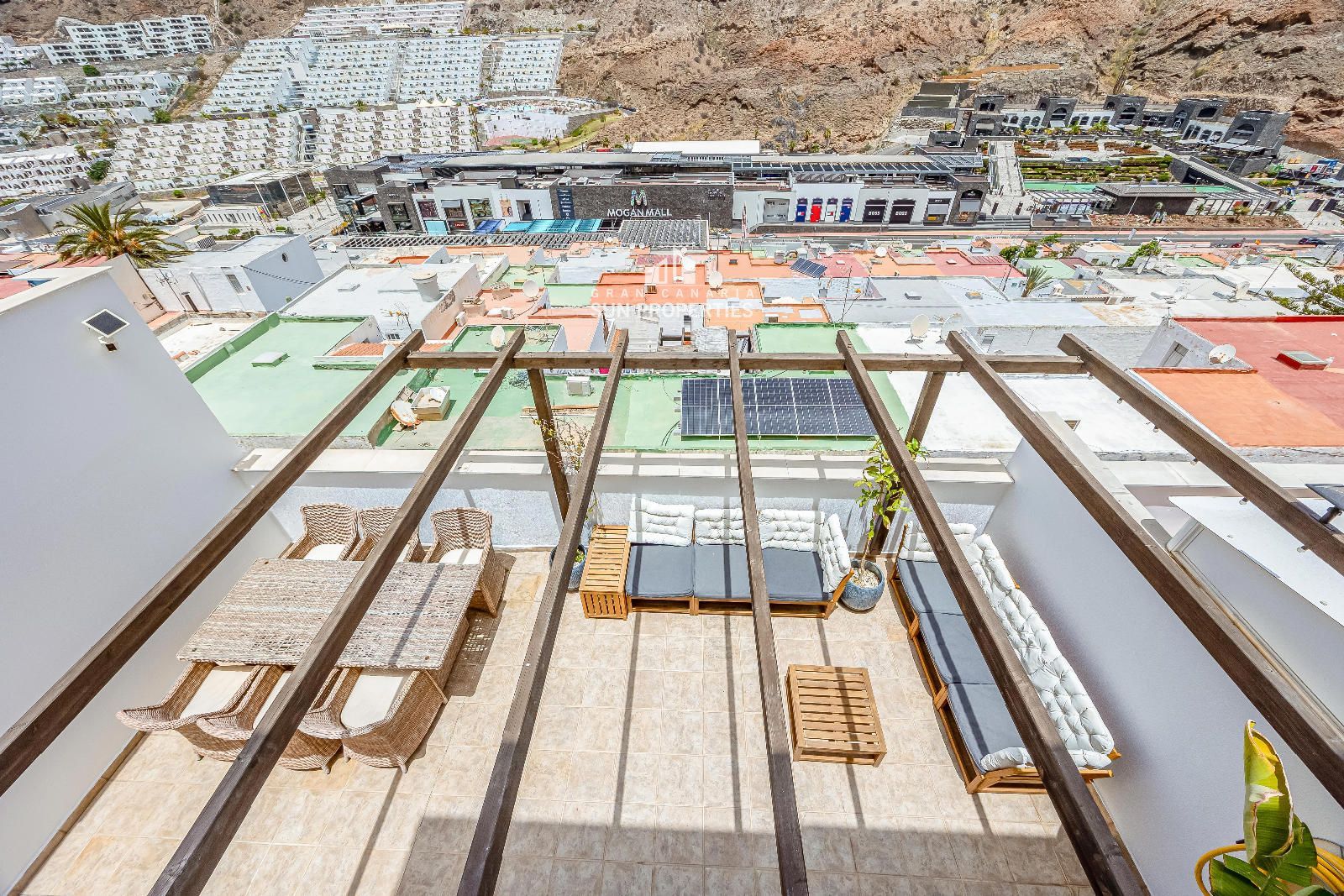 Terraza - Adosado de 3 dormitorios con terraza de 50 m² y 2 plazas de aparcamiento en Motor Grande