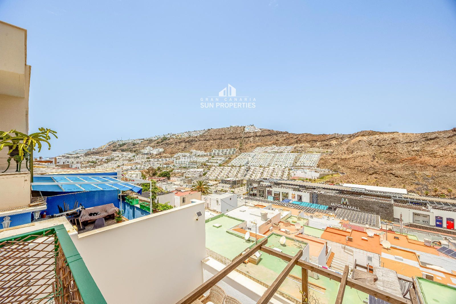 Vistas - Adosado de 3 dormitorios con terraza de 50 m² y 2 plazas de aparcamiento en Motor Grande