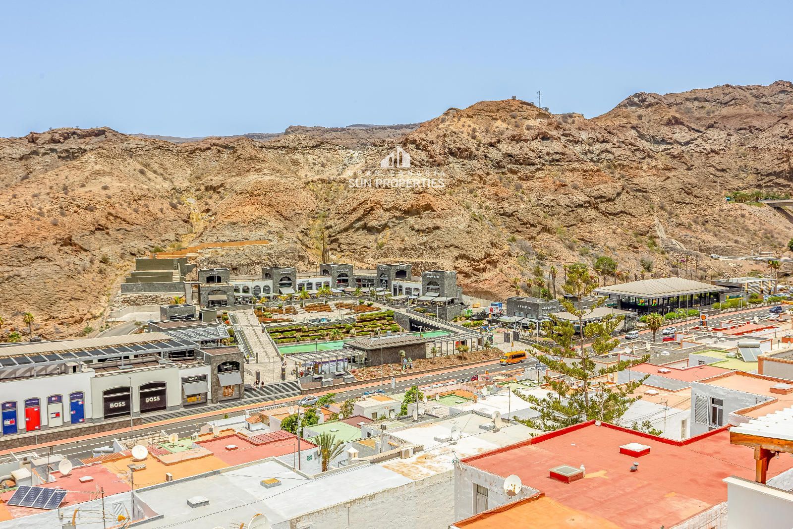 Vistas - Adosado de 3 dormitorios con terraza de 50 m² y 2 plazas de aparcamiento en Motor Grande