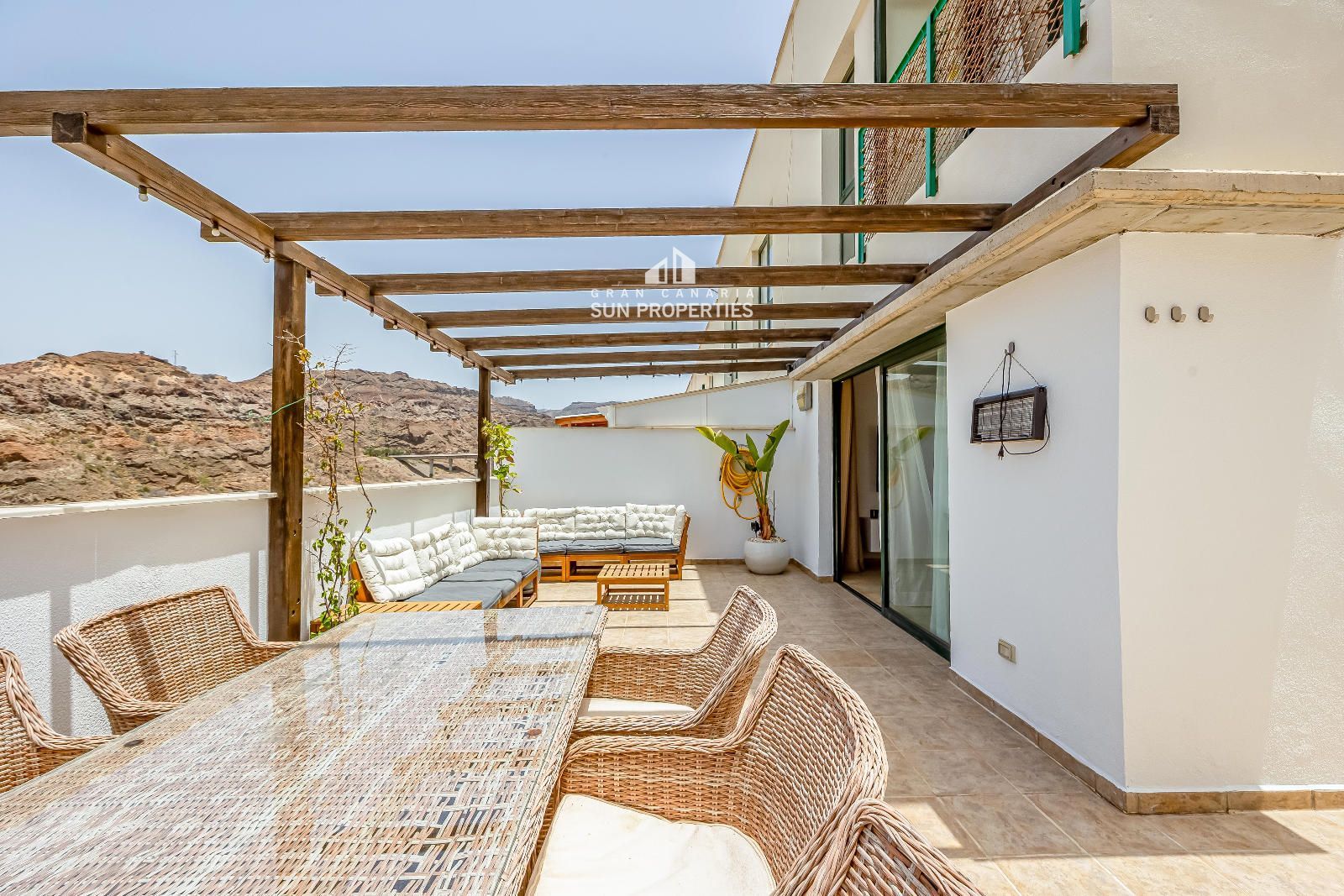 Terraza - Adosado de 3 dormitorios con terraza de 50 m² y 2 plazas de aparcamiento en Motor Grande