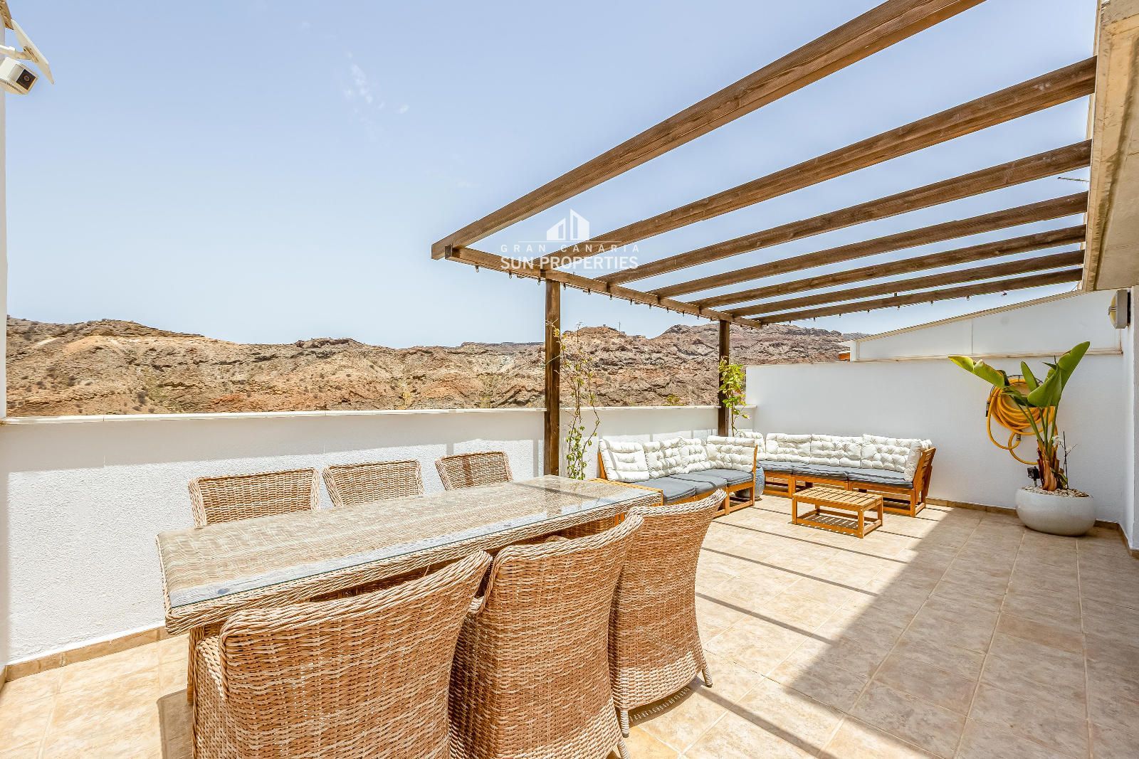 Terraza - Adosado de 3 dormitorios con terraza de 50 m² y 2 plazas de aparcamiento en Motor Grande