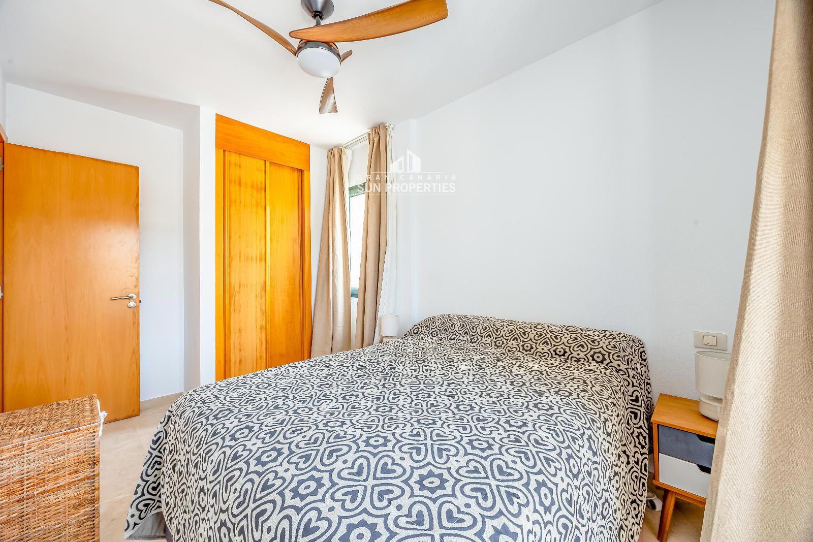 Dormitorio 3 - Adosado de 3 dormitorios con terraza de 50 m² y 2 plazas de aparcamiento en Motor Grande