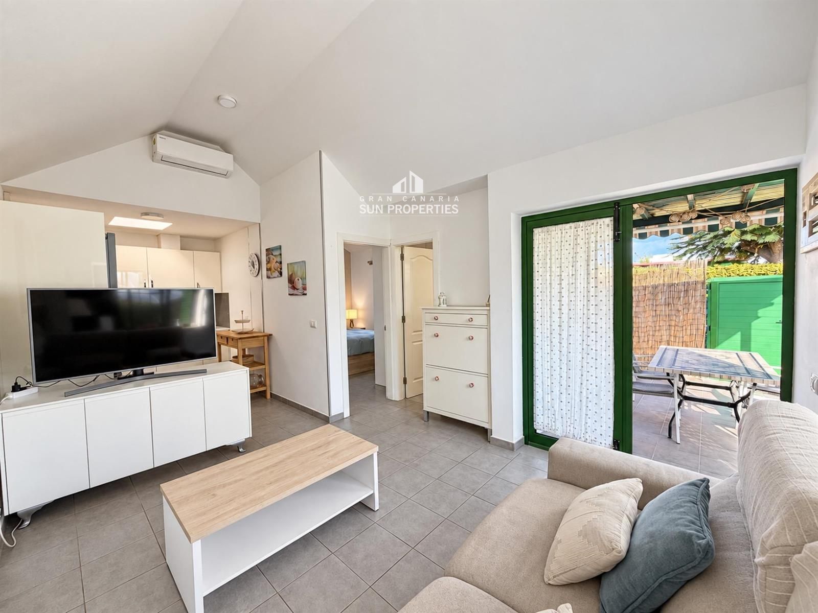 Bungalow reformado con gran terraza en Maspalomas – Complejo Playaflor - Foto 6