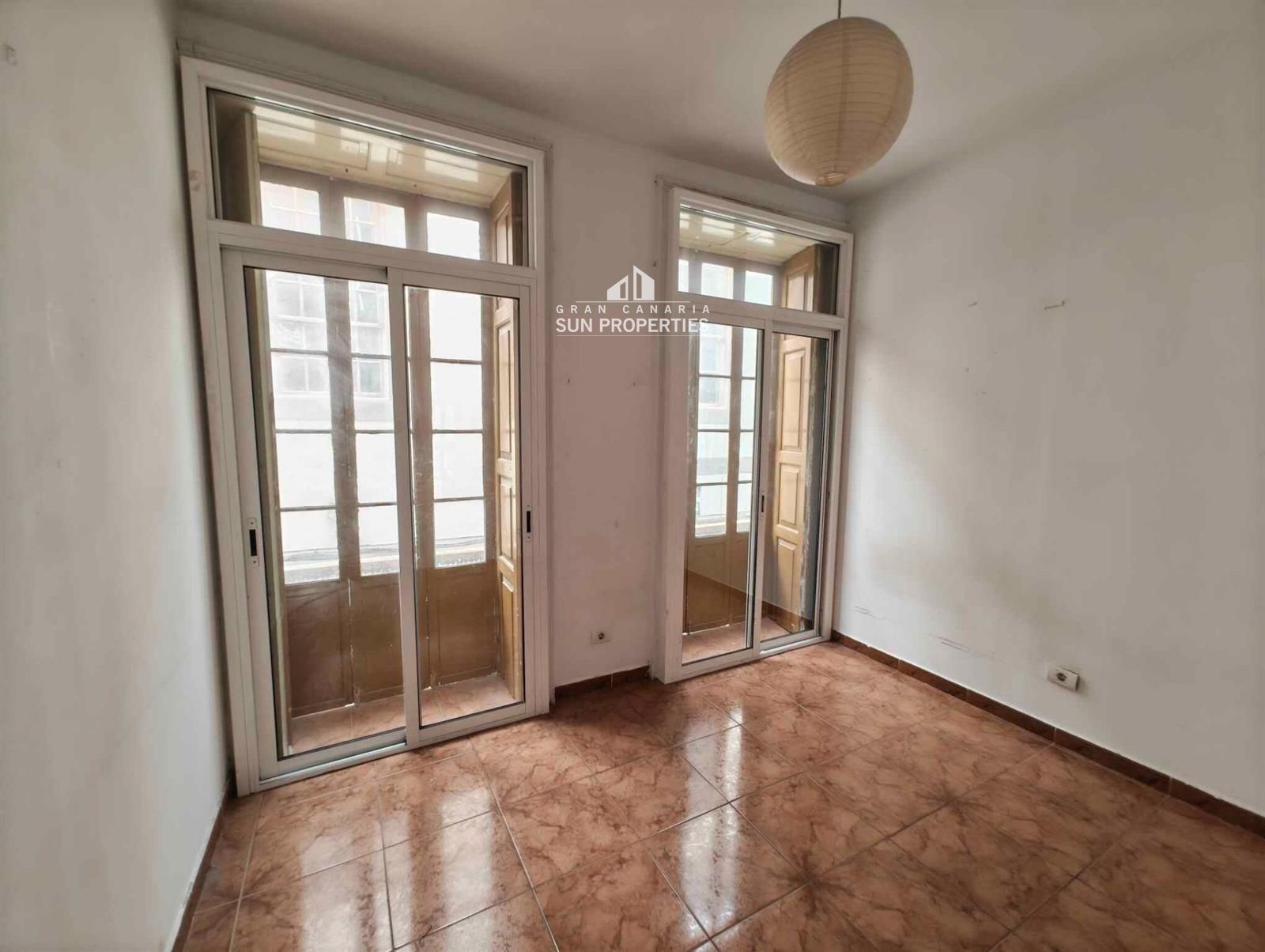 Lote de 2 amplios pisos en la Calle Peregrina de Las Palmas - Foto 3