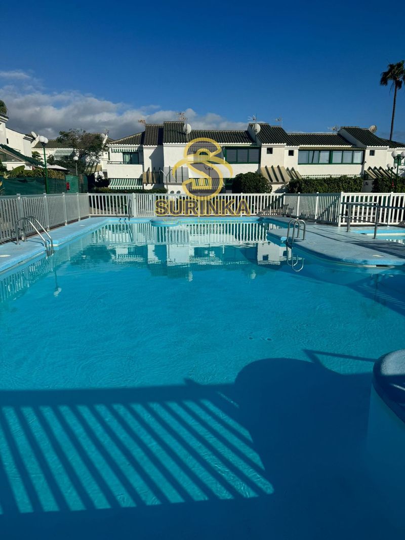 Duplex for rent San Bartolomé de Tirajana, Las Palmas. Ref: 1118. Surinka Servicios Integrales