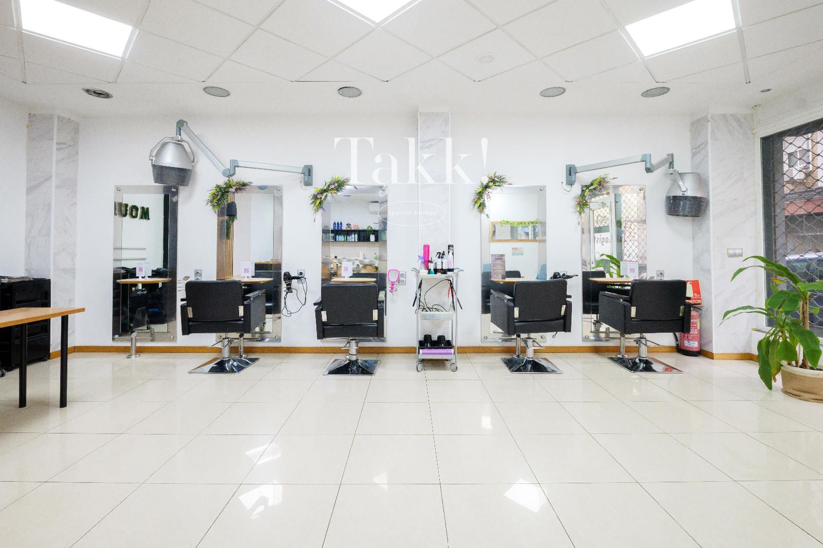 Local Comercial en traspàs Zaragoza. Ref: 1858. Takk!! Asesores Inmobiliarios