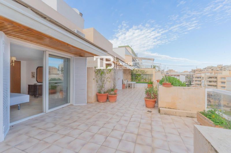 Penthouse for sale Palma De Mallorca, Baleares. Ref: 1389. Taylor Building