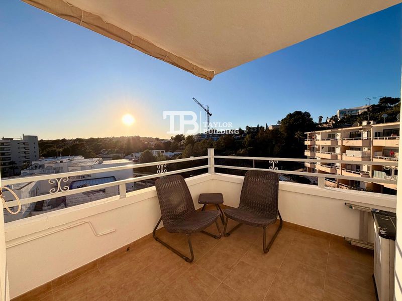 Flat for sale Calvià, Baleares. Ref: 1399. Taylor Building