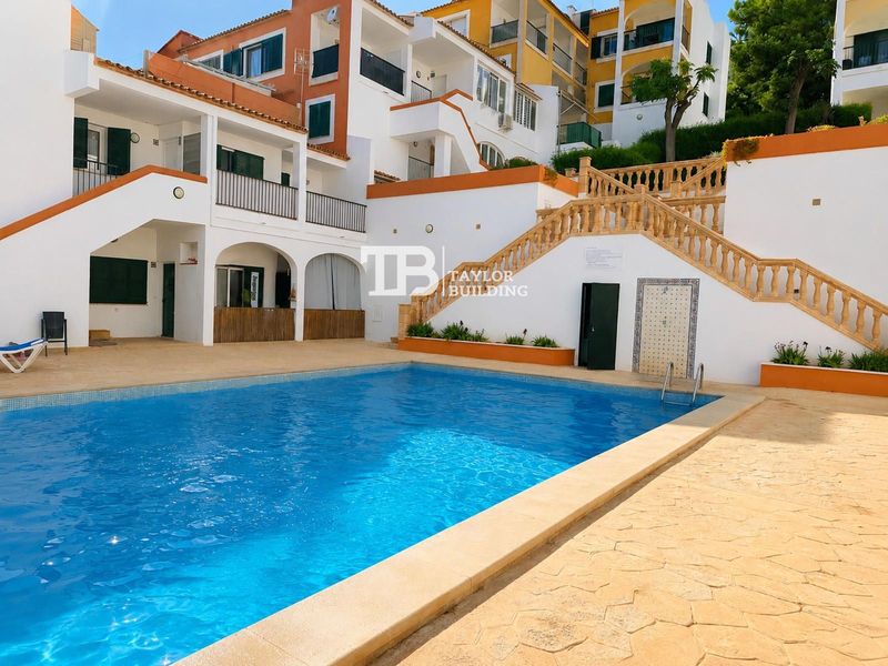 Flat for sale Calvià, Baleares. Ref: 1486. Taylor Building