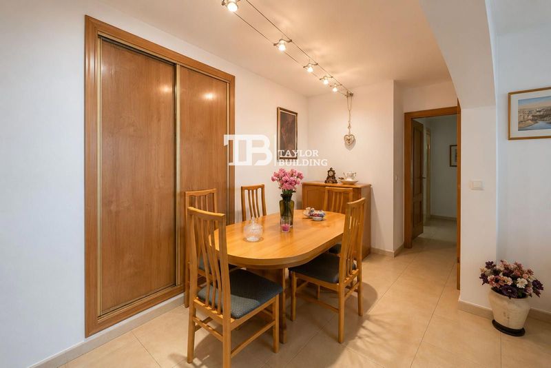 Flat for sale Palma De Mallorca, Baleares. Ref: 1489. Taylor Building