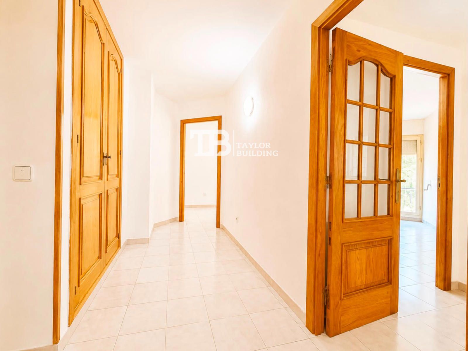 Ground floor apartment with large garden in Cas Català! - Foto 18