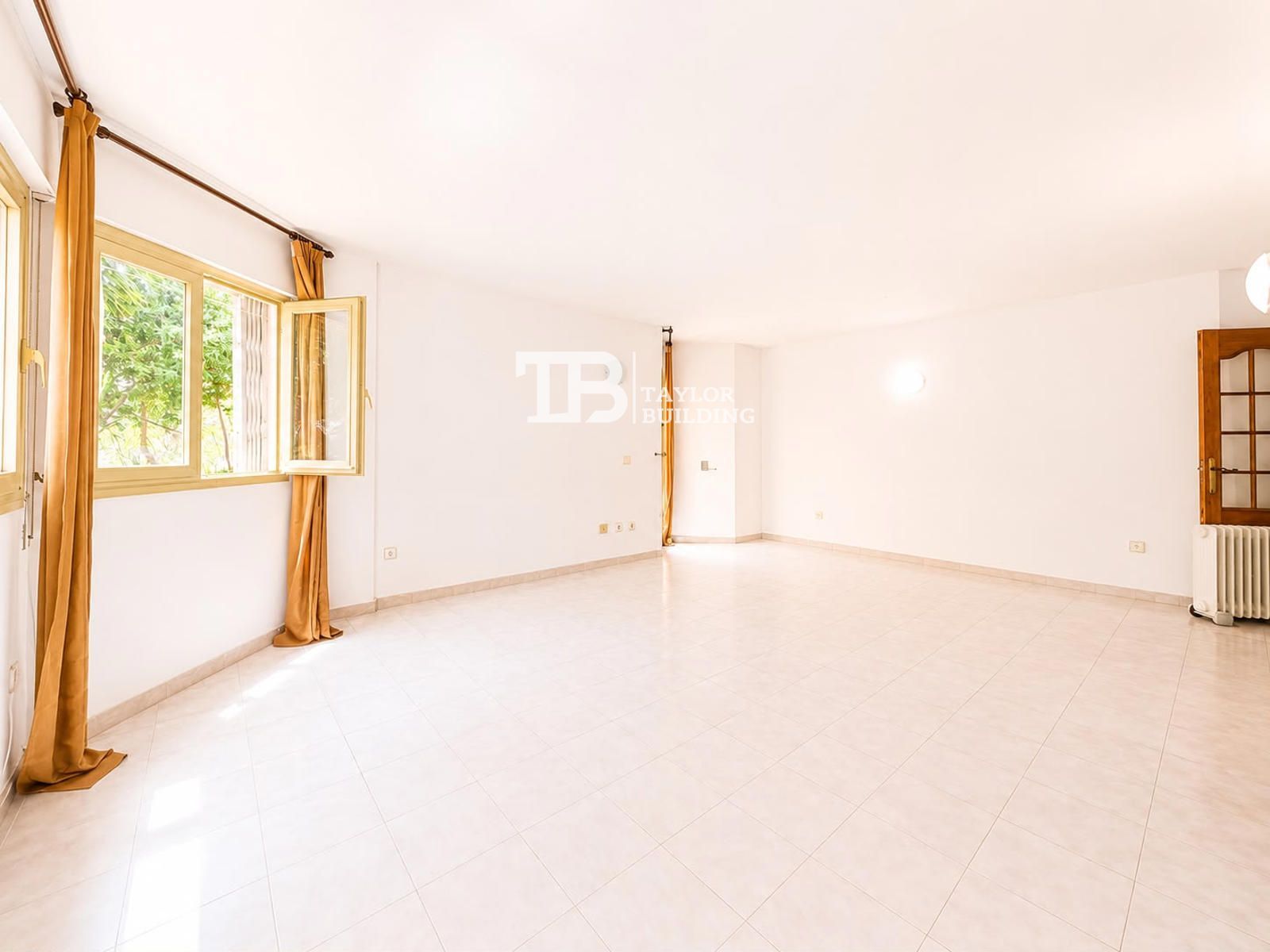 Ground floor apartment with large garden in Cas Català! - Foto 10