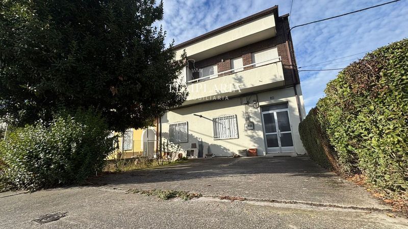 Chalet Independiente en venta Ponferrada, León. Ref: 1048. TEMPLARIA INMOBILIARIA