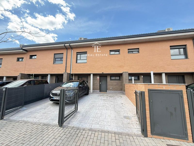 Adosado en venta Rivas-Vaciamadrid, Madrid. Ref: 1005. TE Real Estate