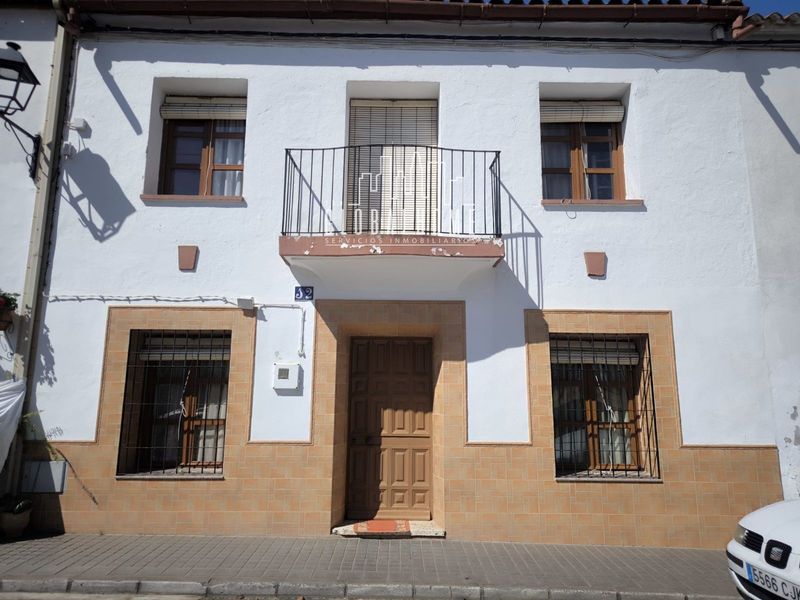 Maison en vente Adamuz, Córdoba. Ref: 1121. The GlobalHome Servicios Inmobiliarios
