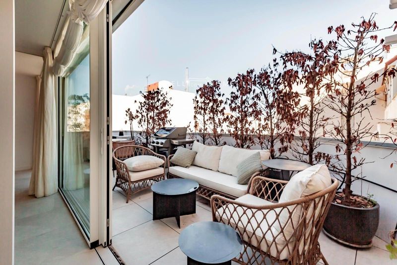 Ático en venta Madrid. Ref: 2774. The Well Come Home