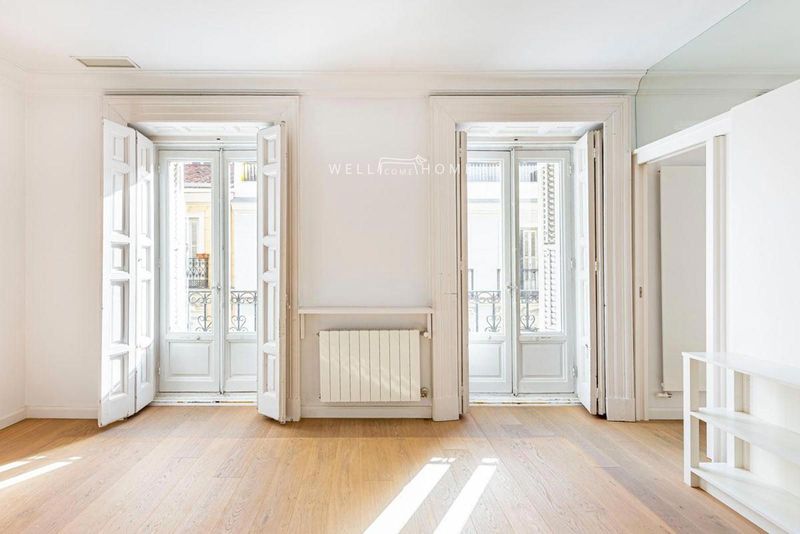 Flat for sale Madrid. Ref: 3490. The Well Come Home