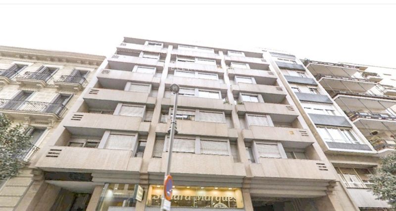 Flat for sale Madrid. Ref: 3560. The Well Come Home