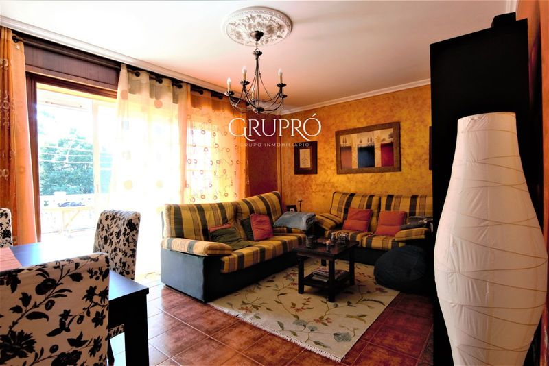 Chalet Independiente en venta Nigrán, Pontevedra. Ref: 1946. GRUPRÓ