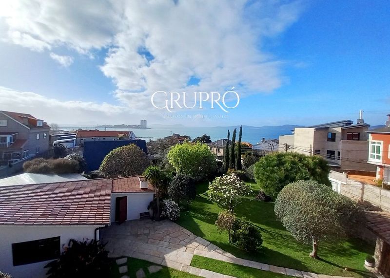 Chalet Independiente en venta Vigo, Pontevedra. Ref: 1971. GRUPRÓ