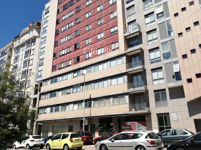 Piso en alquiler Vigo, Pontevedra. Ref: 2217. GRUPRÓ