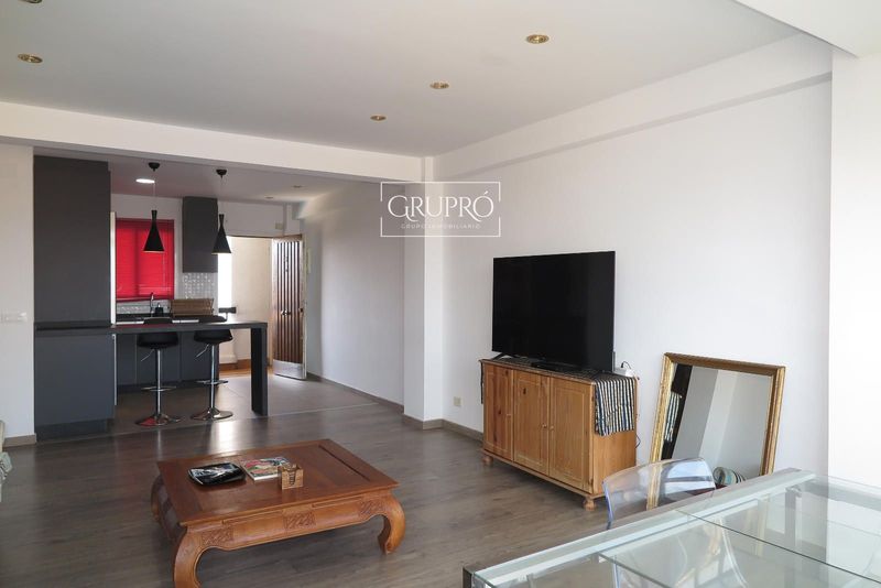 Piso en alquiler Vigo, Pontevedra. Ref: 2584. GRUPRÓ