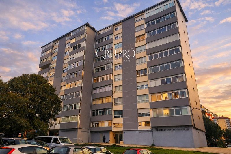 Piso en venta Vigo, Pontevedra. Ref: 3947. GRUPRÓ