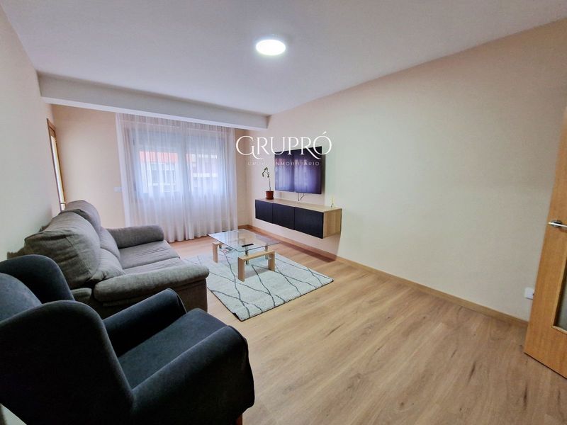Piso en alquiler Vigo, Pontevedra. Ref: 4094. GRUPRÓ