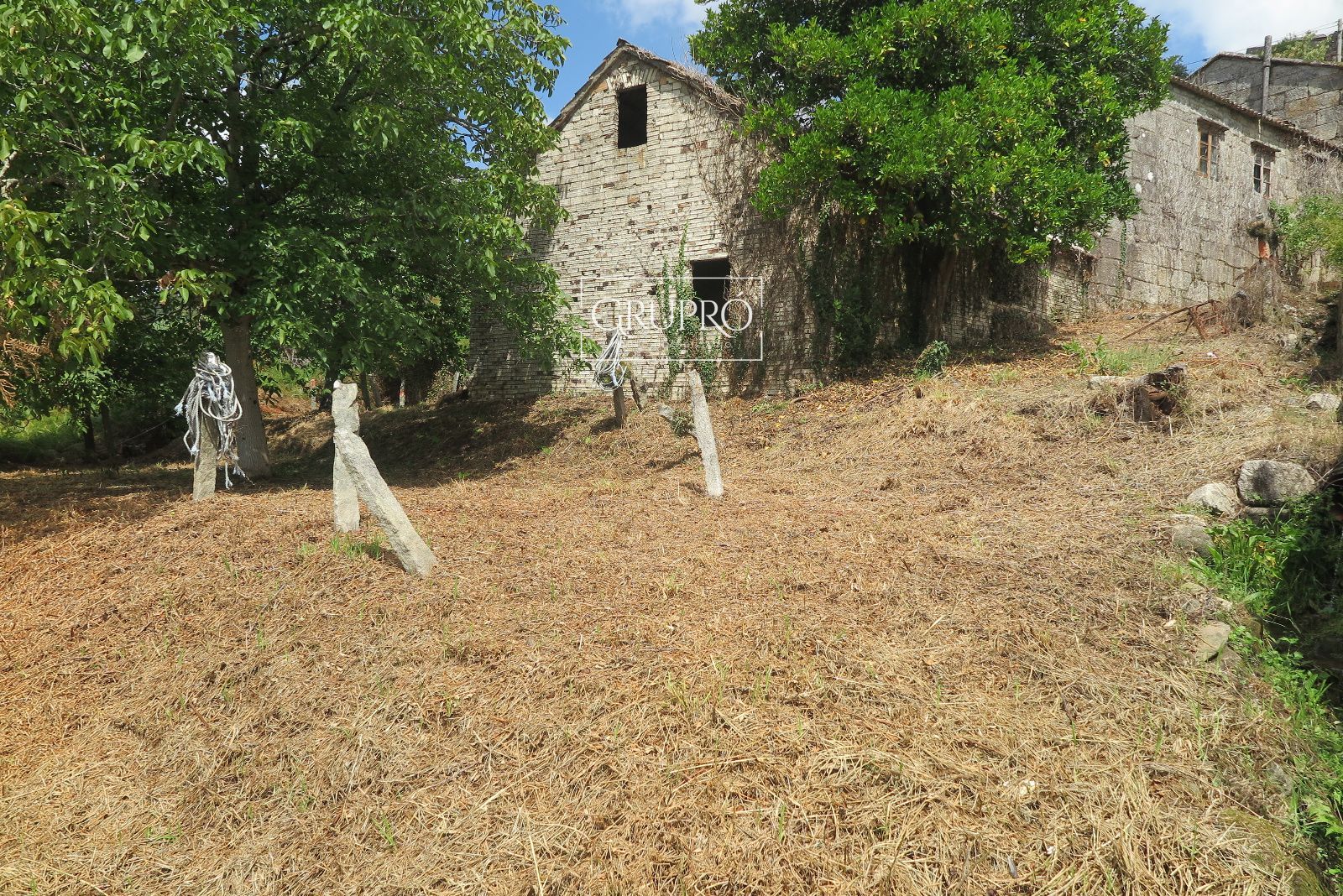 CASA TRADICIONAL EN GONDA, MORGADÁNS | 917 m² DE PARCELA Y GRAN POTENCIAL DE REHABILITACIÓN