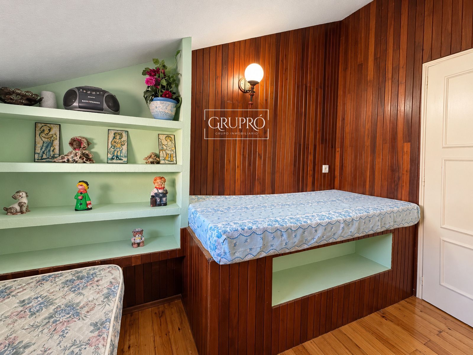 VIVIENDA CON VISTAS AL PUERTO Y UNAS POSIBILIDADES ÚNICAS EN PLENO CENTRO DE BAIONA - Foto 21